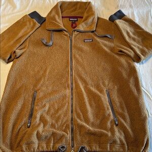 Patagonia Women’s Brown Zip-Up Fleece Jacket with Dark Trim , XL , $38
